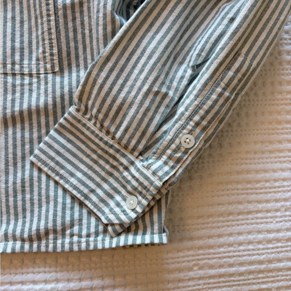 Madewell Green and White Cropped Button Down - Picture 3 of 5